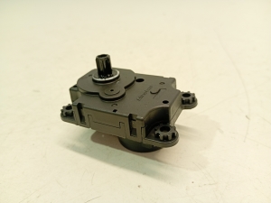 Opel Astra K (2015–2021) Salongi soojenduse klapi mootor 2606184C - 5