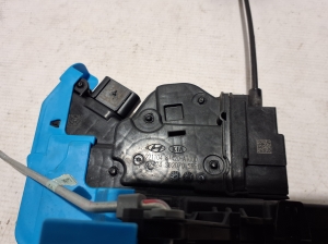 Kia Niro EX (2022–2026) Rear side door lock 81420AT000 - 2