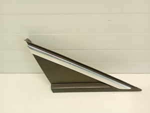   Mirror triangle trim  - 39041996 