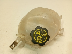   Coolant reservoir  - 13459964 