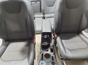Kia Niro EX (2022–2026) Salons un tā detaļas - 3