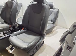 Kia Niro EX (2022–2026) Salons un tā detaļas - 5