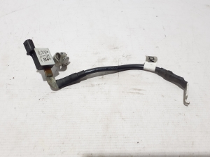   Negative cable terminal  - 37180AO000 