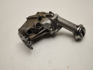   Oil pump  - 150003395R 