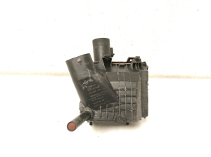 Opel Vivaro B (2014–2019) Õhufiltri korpus 93867738 - 2