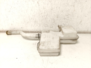 Opel Vivaro B (2014–2019) Front washer fluid reservoir 289105773R - 4