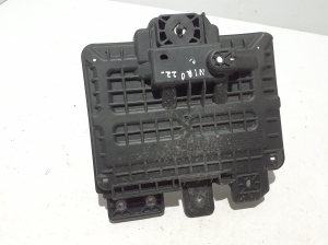 Kia Niro EX (2022–2026) Battery holder 37150AO000 - 3
