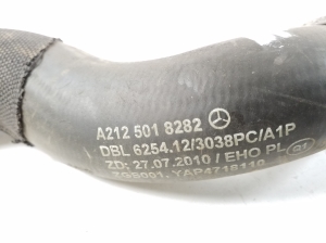 Mercedes Benz E-Class W207 (2009–2017) Jahutusradiaatori voolik A2125018282 - 2
