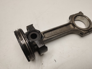 Mercedes Benz A-Class 176 (2012–2018) Keps A6070302100 - 2