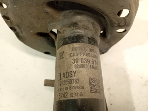 Opel Astra K (2015–2021) Front shock absorber 39039574 - 3