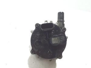 Kia Niro EX (2022–2026) Auxiliary water pump 375V5AO000 - 3