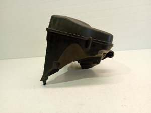 Opel Astra K (2015–2021) Õhufiltri korpus ja selle osad 42627430 - 6
