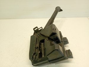 Opel Astra K (2015–2021) Front washer fluid reservoir 39155355 - 3
