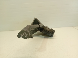 Opel Astra K (2015–2021) Front washer fluid reservoir 39155355 - 4