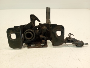Opel Astra K (2015–2021) Hood latch 39118536 - 5