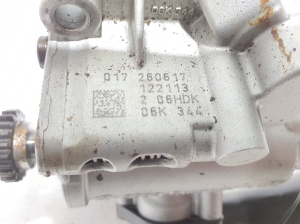 AUDI A3 8V (2012–2020) Õlipump 06H115105 - 2