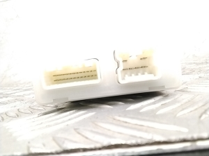 NISSAN Murano Z51 (2007–2015) Control unit 988001AA0A - 4