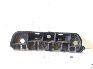 Support de moulure de bas de caisse - 4G8853921A