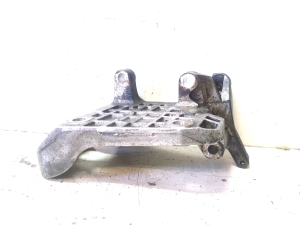 AUDI A7 (2010–2018) Engine bracket 059903143AJ - 2