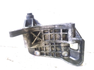 AUDI A7 (2010–2018) Engine bracket 059903143AJ - 3