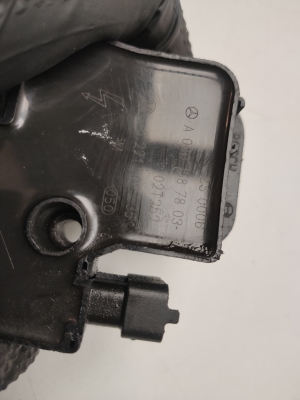 Mercedes Benz S-Class 220 (1998–2005) Süütepool A0001587803 - 2