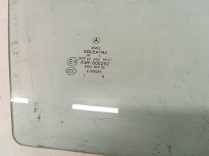 Mercedes Benz R-Class 251 (2006–2017) Esiukse klaas 43R000262 - 2