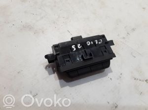 RENAULT Clio V (2019–2026) Headlight switch 283E83752R - 3