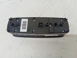 Mercedes Benz R-Class 251 (2006–2017) Fensterheberschalter vorne A2518300290 - 3