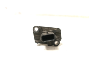 Opel Vivaro B (2014–2019) Mass air flow sensor 226807131R - 3