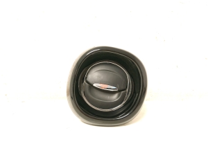   Dashboard air vent grilles  - 687606325R 