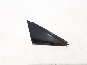   Mirror triangle trim  - 31672588 