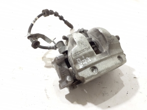 Front brake caliper - 32300769