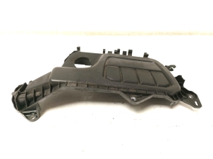 Opel Vivaro B (2014–2019) Engine cover - 5