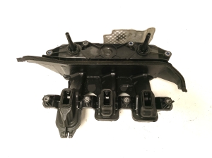   Intake manifold  - 118301003R 