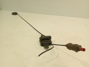 VOLVO V40 (2012–2019) Hood latch 31425974 - 4