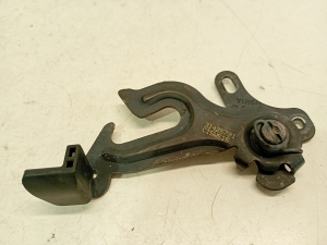 VOLVO V40 (2012–2019) Hood release handle on the hood 31425791 - 2