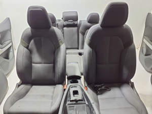 Polestar 2 II (2021–2026) Salons un tā detaļas - 7