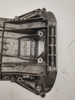 Mercedes Benz S-Class 220 (1998–2005) Oil pan A1130141402 - 5