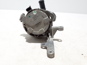 Polestar 2 II (2021–2026) Tsirkulatsioonipump 32135207 - 3