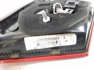 Mercedes Benz E-Class W207 (2009–2017) Tagatuli tagaluugil A2078200364 - 2