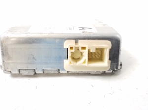 Mercedes Benz E-Class W207 (2009–2017) Esikaamera A0009050338 - 3
