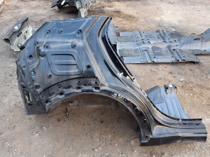 Rear fender and its parts - 71601AO000