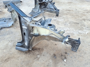 Front outrigger - 64502AO000