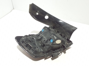 Polestar 2 II (2021–2026) Eckleuchte hinten 31108941 - 3