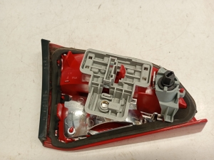 AUDI A4 B8 (2007–2016) Tagatuli tagaluugil 8k9945094 - 5