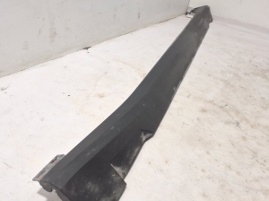 Polestar 2 II (2021–2026) Karbi välimine ilupaneel 31672589 - 4