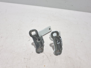 Polestar 2 II (2021–2026) Rear side door upper hinge 32228606 - 3