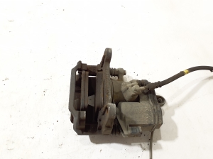 AUDI A6 C8 (2018–2025) Tagumine pidurisadul 8W0615404K - 2