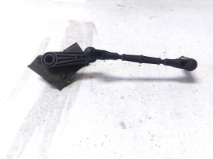 AUDI A4 B9 (2015–2026) Andur tagumisel rummul 4M0907503 - 2