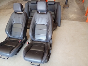 Jaguar XE (2015–2026) Front seat and its parts - 14
